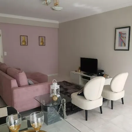 Penha House * Φάρο